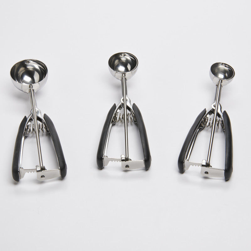 Petite cuillère à biscuits OXO Good Grips Contient 1 cuillère à soupe