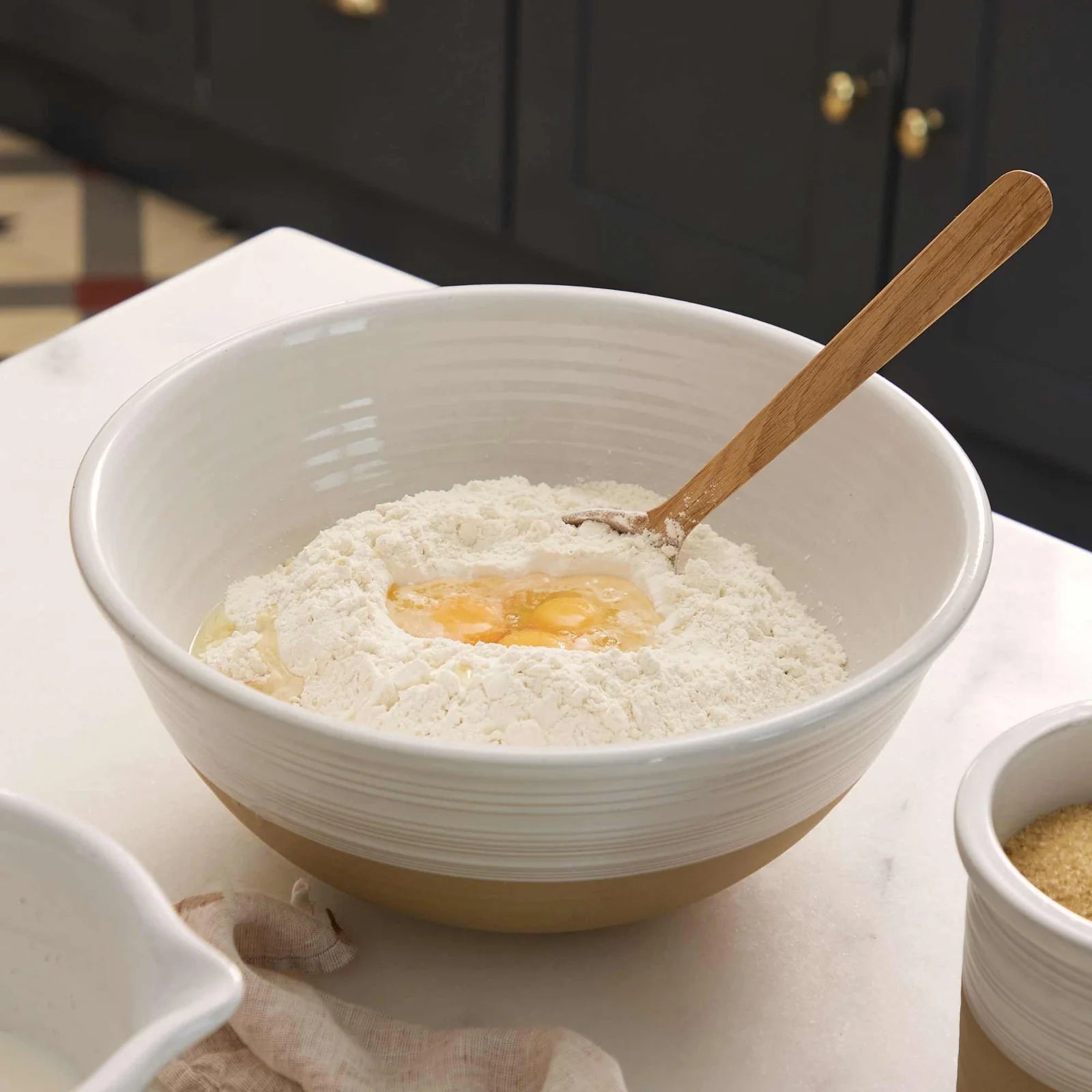 Casafina - Scotia White Serving bowl