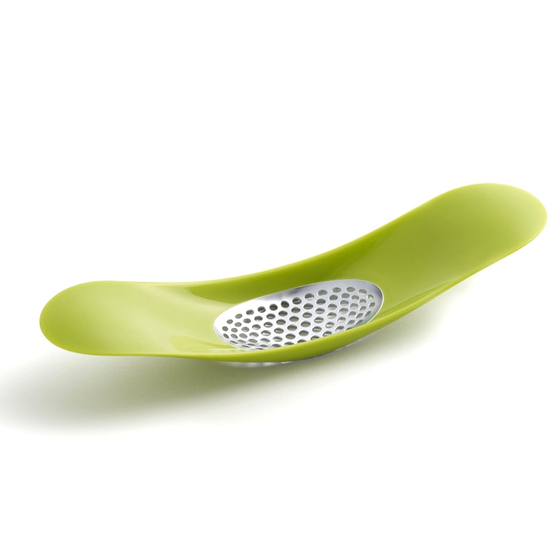 Danesco Garlic Rocker – Chrome-Plated Zinc with ABS Coating