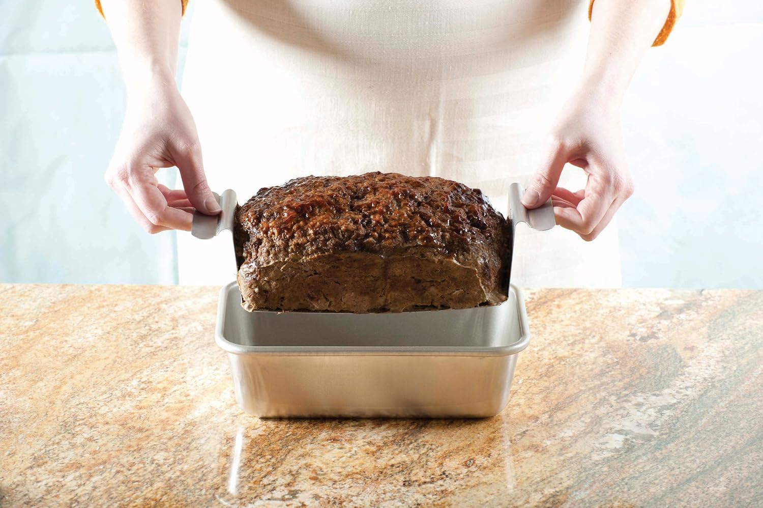 Nordic Ware Aluminum Meat Loaf Pan with Lifting Trivet