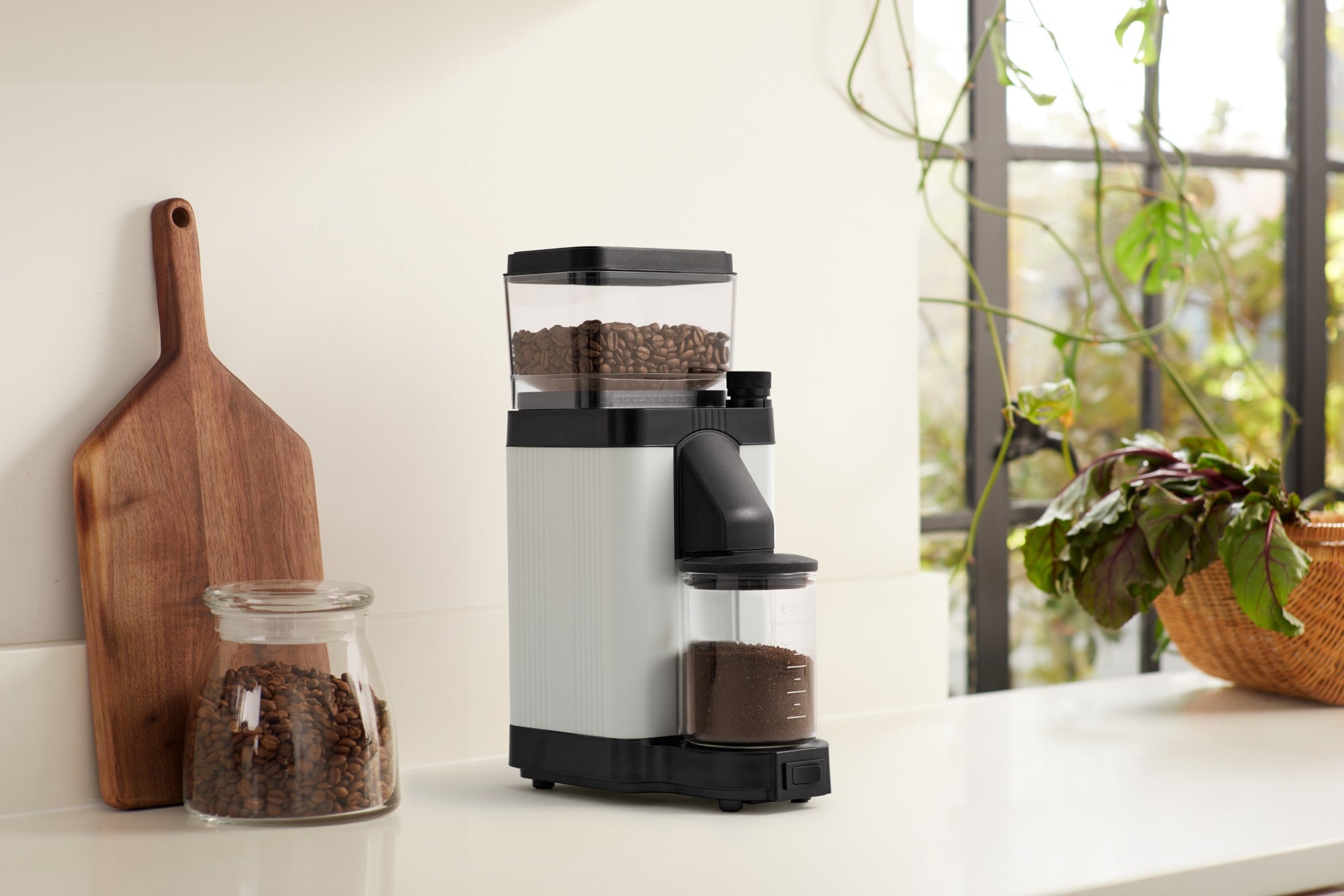 Moccamaster Technivorm Burr Coffee Grinder KM5 - Matte White