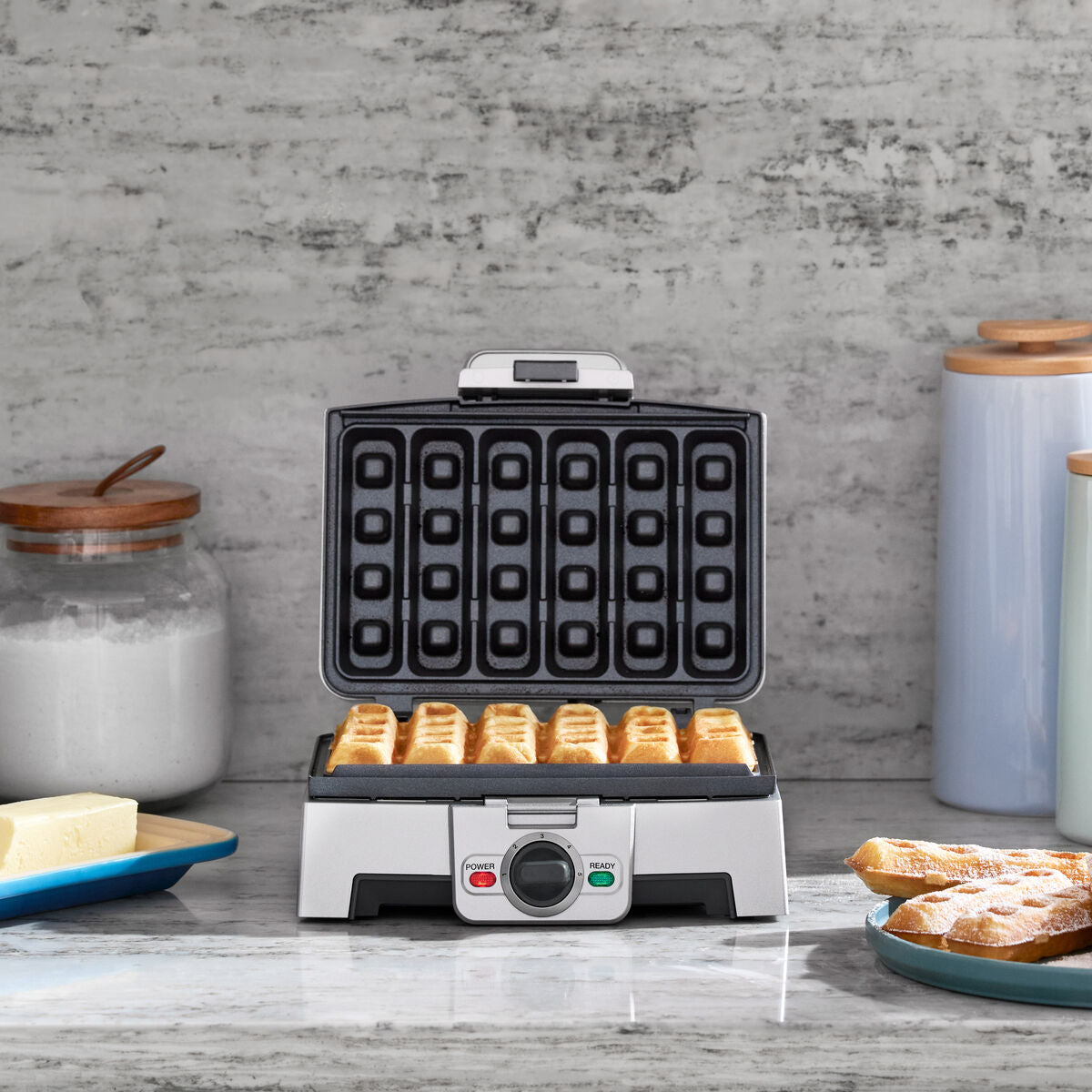 Cuisinart 6 Sticks Waffle Maker Sweet or Savory Meals